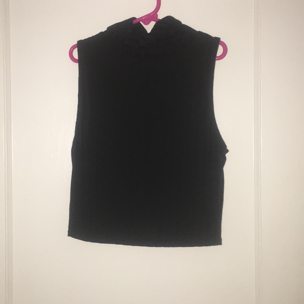 Ribbed cowl neck crop tank